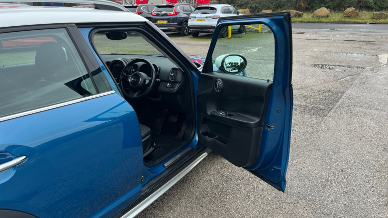 MINI Countryman 1.5 Cooper Classic ALL4 5dr Auto Petrol Hatchback